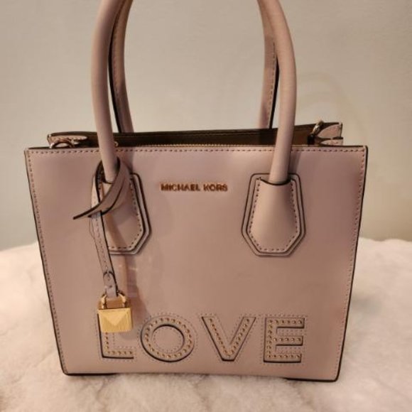 Michael Kors Mercer Soft Pink Crossbody - Picture 1 of 7
